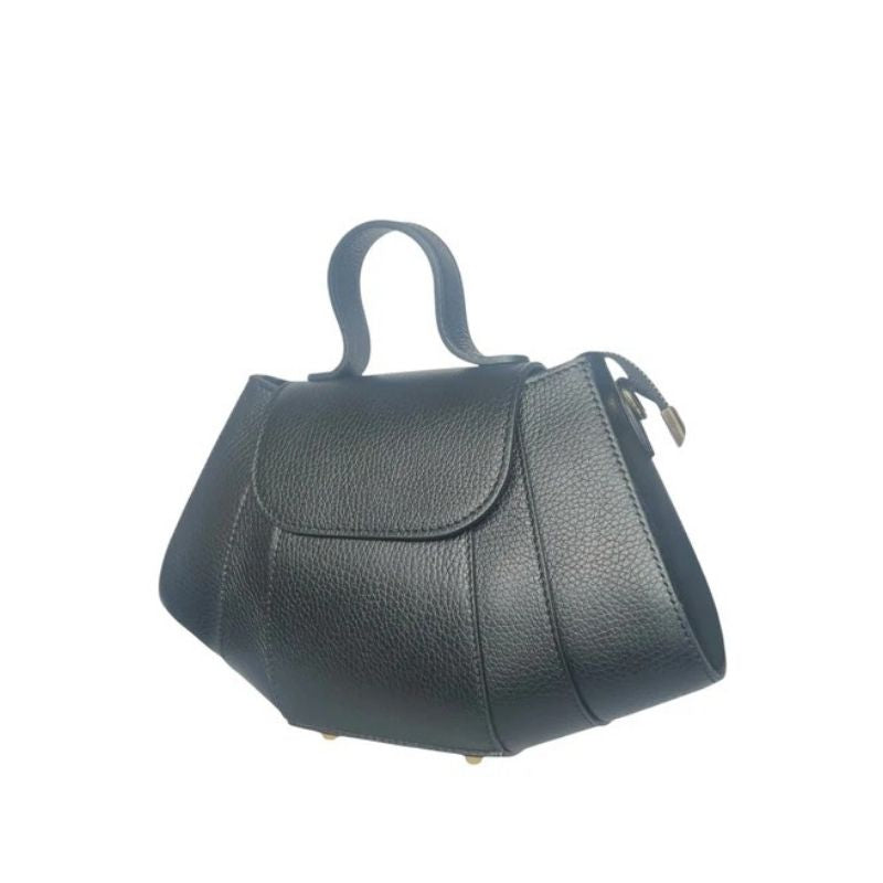 Side view of Sofia Black, a luxurious Italian leather handbag from Numabagstore