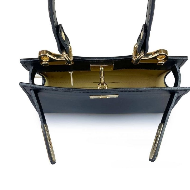 Small black leather purse by Numabagstore, perfect for a wealthy style aesthetic