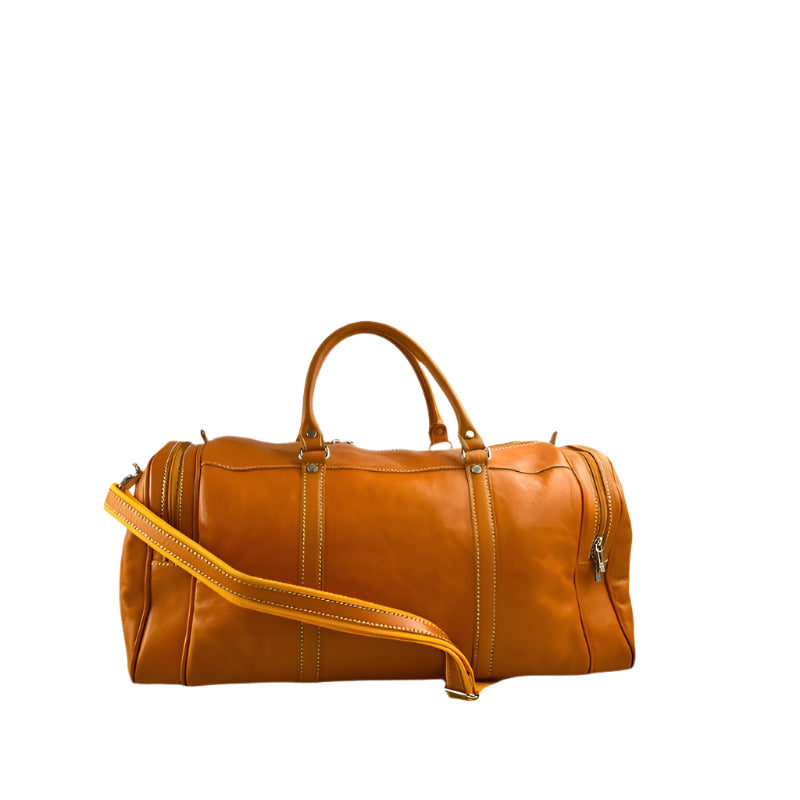 Numabagstore's stylish unisex travel duffle, vintage style