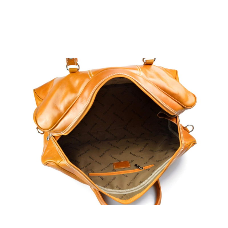 Handmade leather travel bag, Carlo by Numabags, view from top