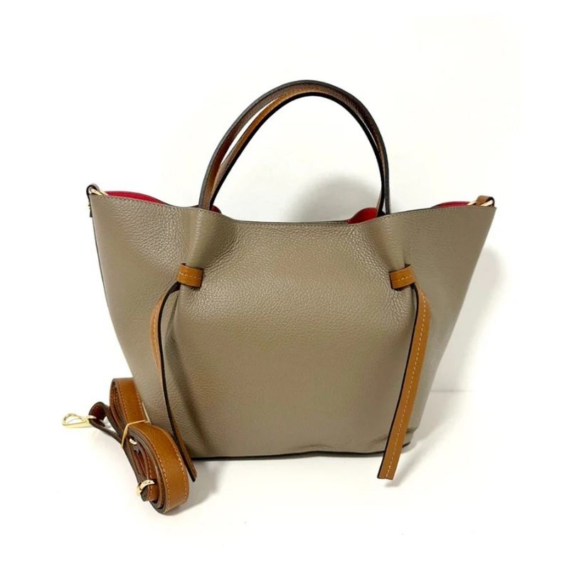 Side perspective of Olivia bag from Numabagstore showing detailed craftsmanship