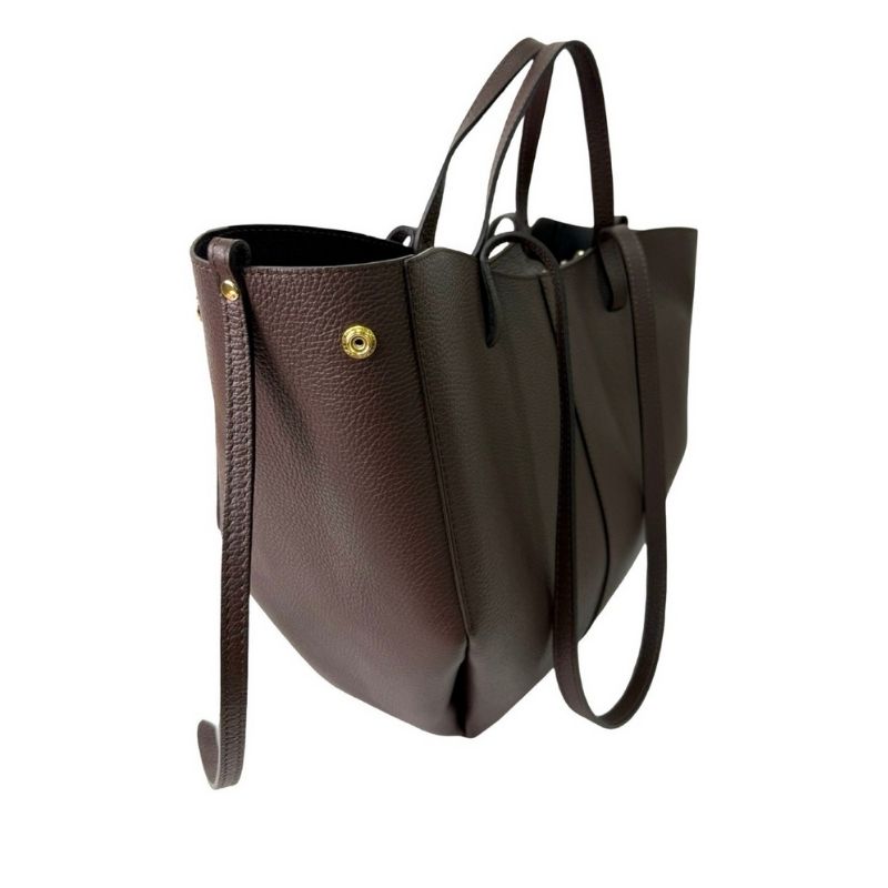 Close-up of the Stefania Dark Brown Leather Purse, showcasing the luxurious texture