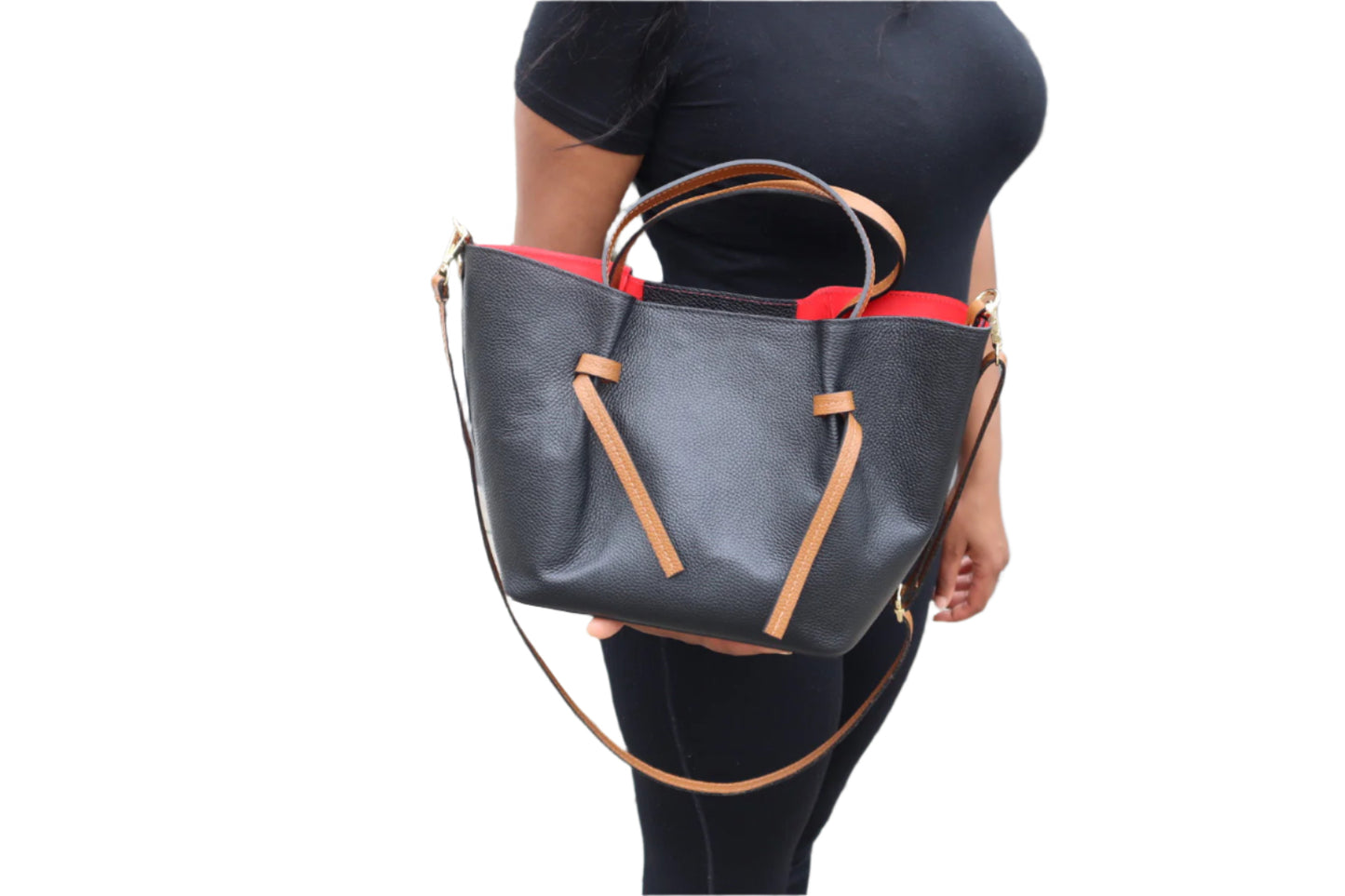 Front view of Olivia Taupe, a classic black leather tote from Numabagstore